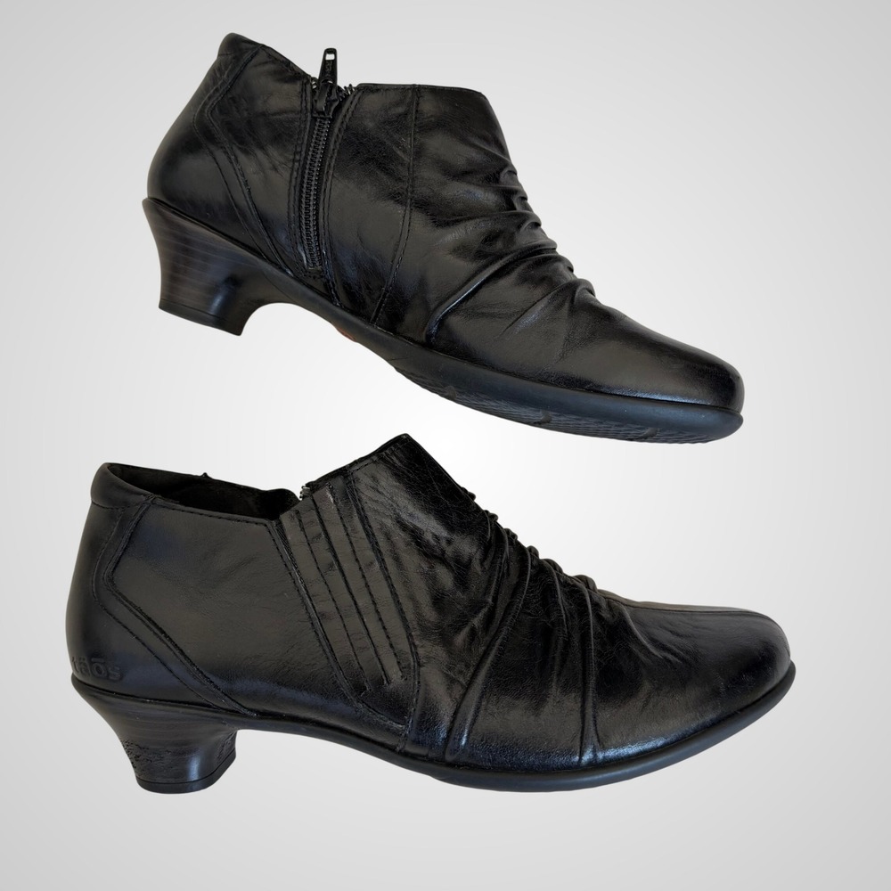 Taos Highness Black Leather Ruched Ankle Boots Side Zip Low Heel Size 8